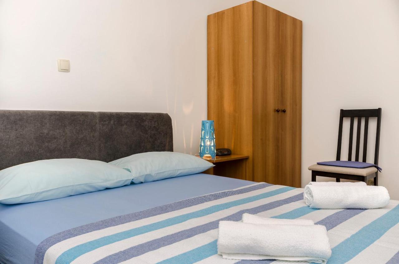 Apartment Milena Срима Екстериор снимка
