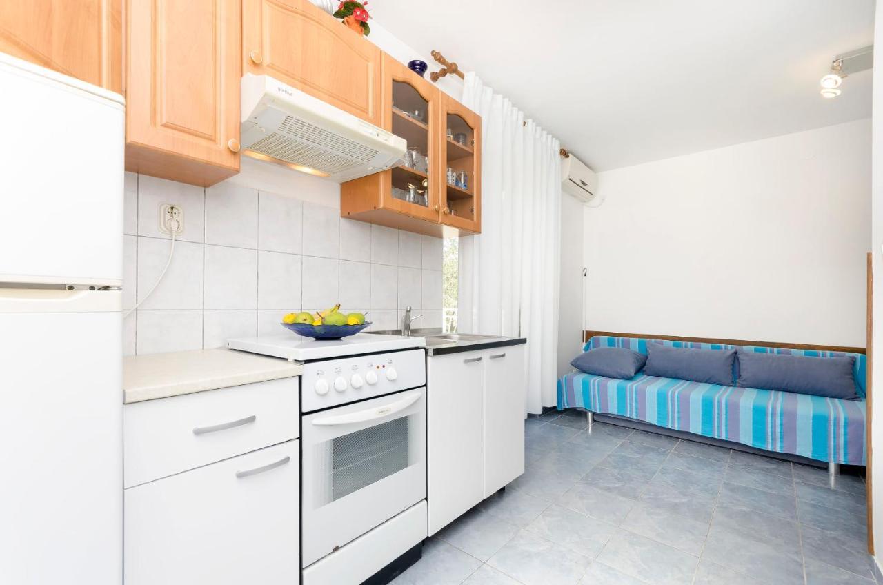 Apartment Milena Срима Екстериор снимка